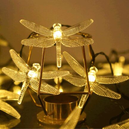 Solar String Lights Outdoor Solar Garden Lights 50 LED Dragonfly Lights Indoor Outdoor Decorative Garden Yard Decoration Waterproof Dragonfly String Lights Warm White